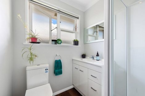 Photo of property in 4/49 Wilford Street, Wallaceville, Upper Hutt, 5018