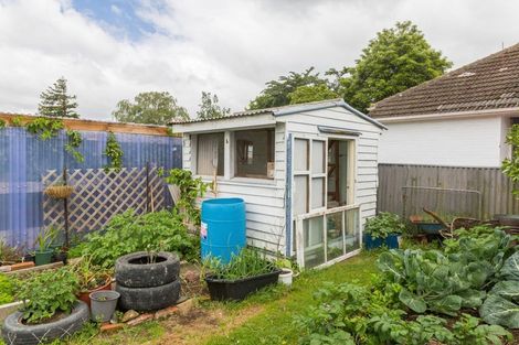 Photo of property in 6 Gertrude Street, Dannevirke, 4930