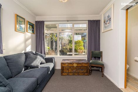 Photo of property in 241 Ravensbourne Road, Ravensbourne, Dunedin, 9022