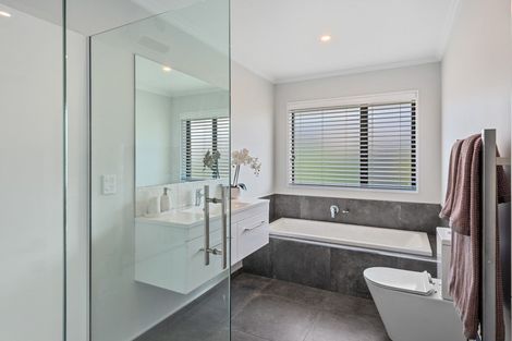 Photo of property in 11 Leader Street, Marshland, Christchurch, 8083