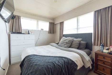 Photo of property in 72 Lethbridge Street, Feilding, 4702