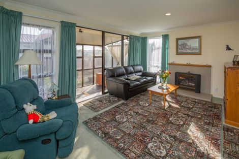 Photo of property in 23 Monowai Crescent, North New Brighton, Christchurch, 8083