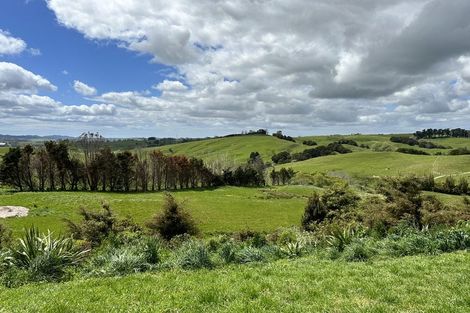 Photo of property in 357 Oneriri Road, Kaiwaka, 0573