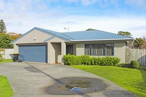 Photo of property in 94 Summerhill Drive, Fitzherbert, Palmerston North, 4410