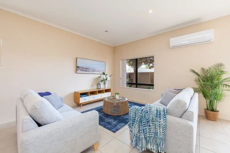 Photo of property in 102 Nautilus Drive, Gulf Harbour, Whangaparaoa, 0930
