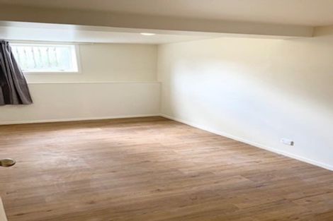 Photo of property in 318 West Coast Road, Glen Eden, Auckland, 0602