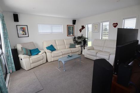 Photo of property in 43 Sunset Drive, Baylys Beach, Dargaville, 0377