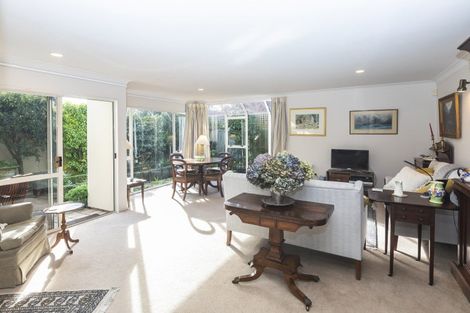 Photo of property in 3/33 Holly Road, St Albans, Christchurch, 8014