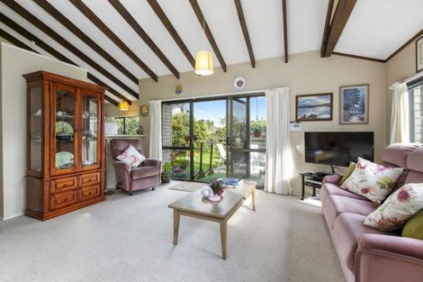 Photo of property in 3b Compton Place, Mount Maunganui, 3116