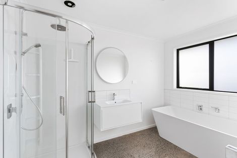 Photo of property in 10 Brendan Close, Omokoroa, 3114