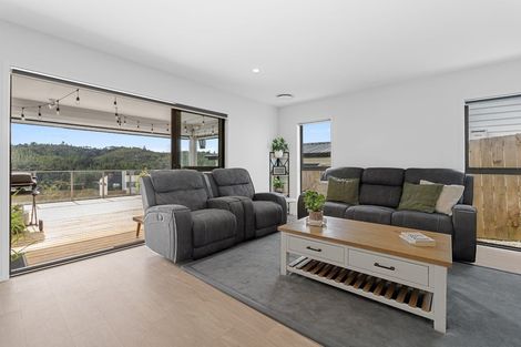 Photo of property in 7 Ringi Lane, Orewa, 0931
