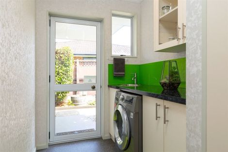 Photo of property in 8 Ranui Street, Waikawa, Picton, 7220