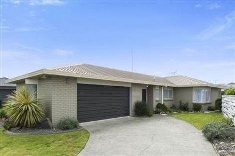 Photo of property in 20 Crisp Drive, Papamoa Beach, Papamoa, 3118