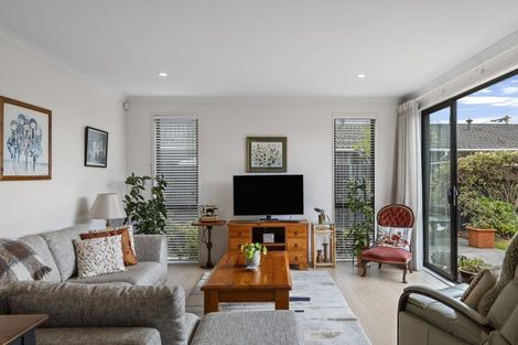 Photo of property in 31a Gamblins Road, Saint Martins, Christchurch, 8022