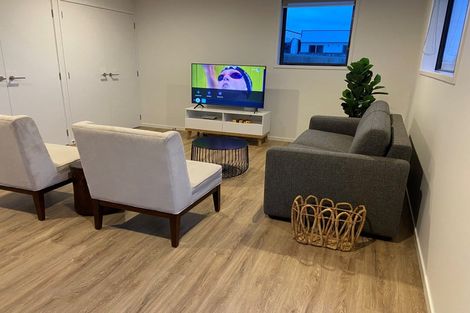 Photo of property in 146 Molesworth Street, New Plymouth, 4312