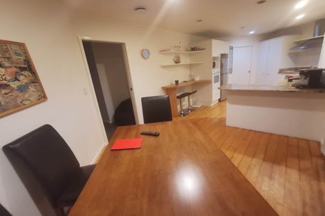 Photo of property in 1/10 Burford Place, Mellons Bay, Auckland, 2014