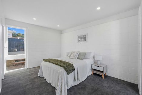 Photo of property in 21 Lawrence Crescent, Hillpark, Auckland, 2102
