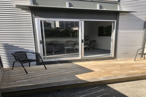 Photo of property in 5/3 Kelvin Grove, Te Aro, Wellington, 6011