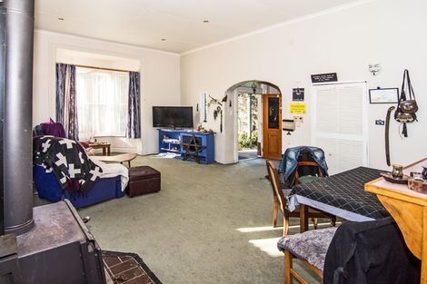 Photo of property in 103 Lincoln Road, Masterton, 5810