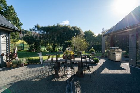 Photo of property in 3 Chestnut Grove, Acacia Bay, Taupo, 3385