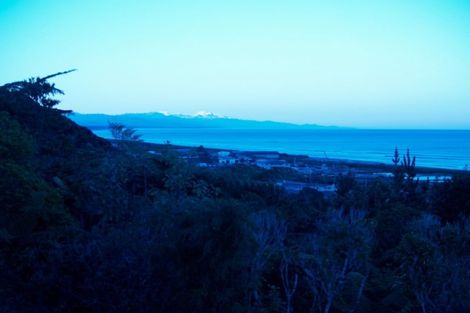 Photo of property in 32 Stanton Crescent, Karoro, Greymouth, 7805