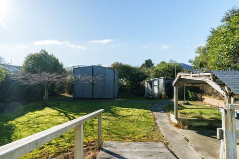 Photo of property in 17 Wratten Road, Owaka, 9585