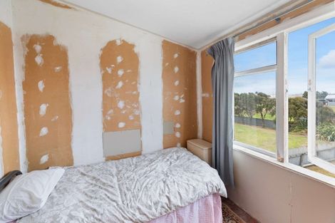 Photo of property in 14 Matipo Street, Castlecliff, Whanganui, 4501