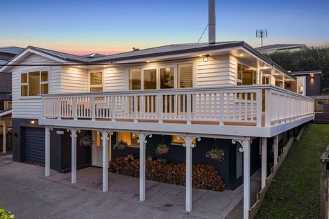 Photo of property in 2/41 Hastings Road, Mairangi Bay, Auckland, 0630