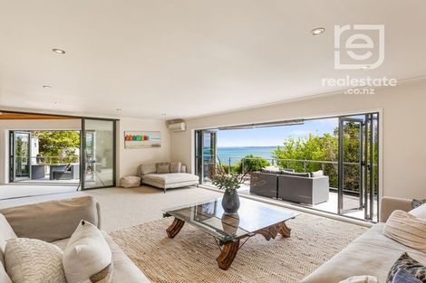 Photo of property in 65 Roberts Road, Matakatia, Whangaparaoa, 0930
