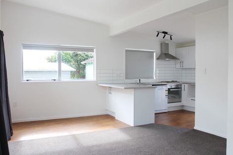 Photo of property in 337 Swanson Road, Ranui, Auckland, 0612
