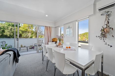 Photo of property in 2/110 Sartors Avenue, Browns Bay, Auckland, 0630