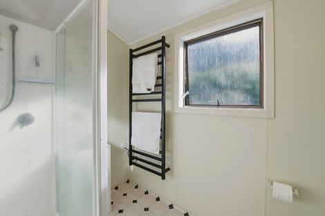 Photo of property in 17 Mountain Road, Western Heights, Rotorua, 3015
