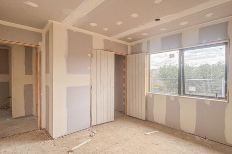 Photo of property in 309 Massey Road, Mangere East, Auckland, 2024