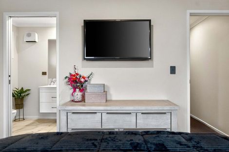 Photo of property in 18 Centaine Way, Papamoa Beach, Papamoa, 3118