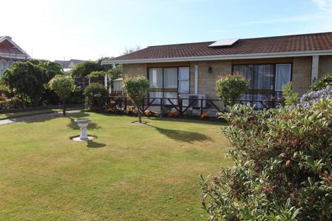 Photo of property in 7 Queen Street, Waimate, 7924