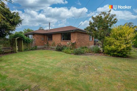 Photo of property in 495 Centre Road, Momona, Outram, 9073