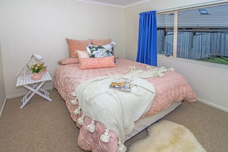 Photo of property in Holdsworth Villas, 62/2 William Donald Drive, Solway, Masterton, 5810