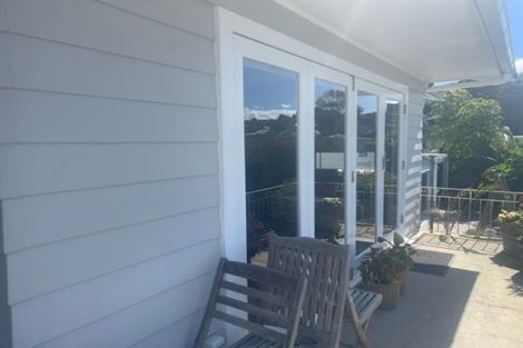 Photo of property in 24 Bevyn Street, Castor Bay, Auckland, 0620