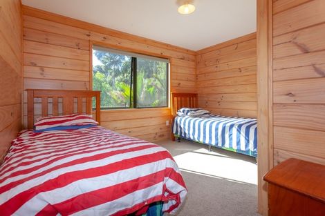 Photo of property in 5 Waihirere Drive, Tuateawa, Coromandel, 3583