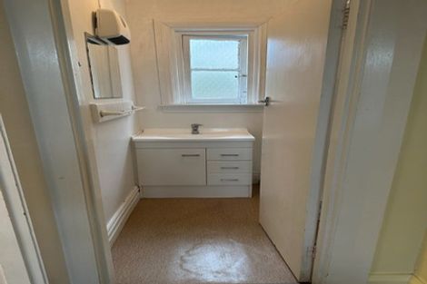 Photo of property in 5 Howe Street, North Dunedin, Dunedin, 9016