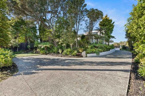 Photo of property in 825 Beach Road, Browns Bay, Auckland, 0630