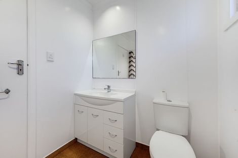 Photo of property in 71 Ngamotu Road, Spotswood, New Plymouth, 4310