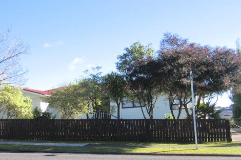 Photo of property in 27 Everglade Drive, Goodwood Heights, Auckland, 2105