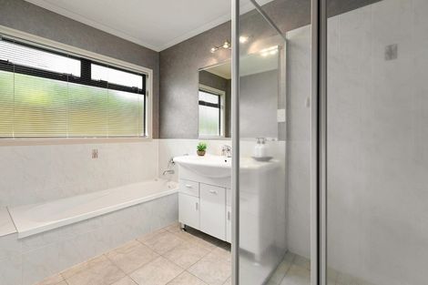 Photo of property in 17 Edwin Grove, Bethlehem, Tauranga, 3110