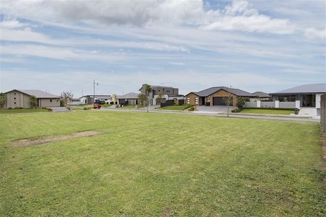 Photo of property in 3 Seaward Street, Pegasus, 7612