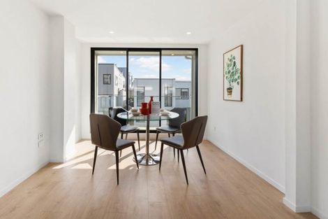 Photo of property in 45 Waihou Crescent, Albany Heights, Auckland, 0632