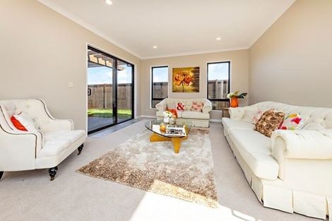 Photo of property in 37 Papareia Road, Karaka, Papakura, 2113