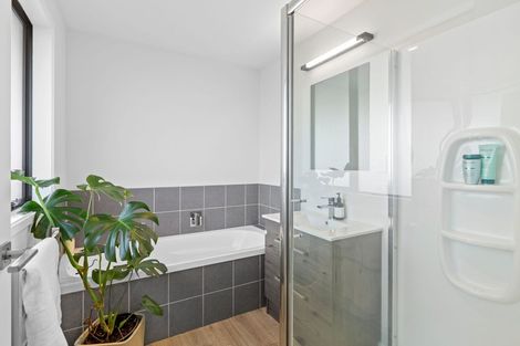 Photo of property in 369 Carrington Street, Upper Vogeltown, New Plymouth, 4310