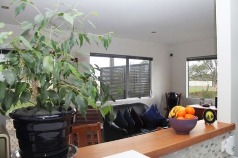 Photo of property in 60 Davies Road, Wellsford, 0900