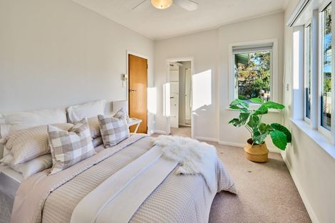 Photo of property in 48 Cluny Road, Plimmerton, Porirua, 5026